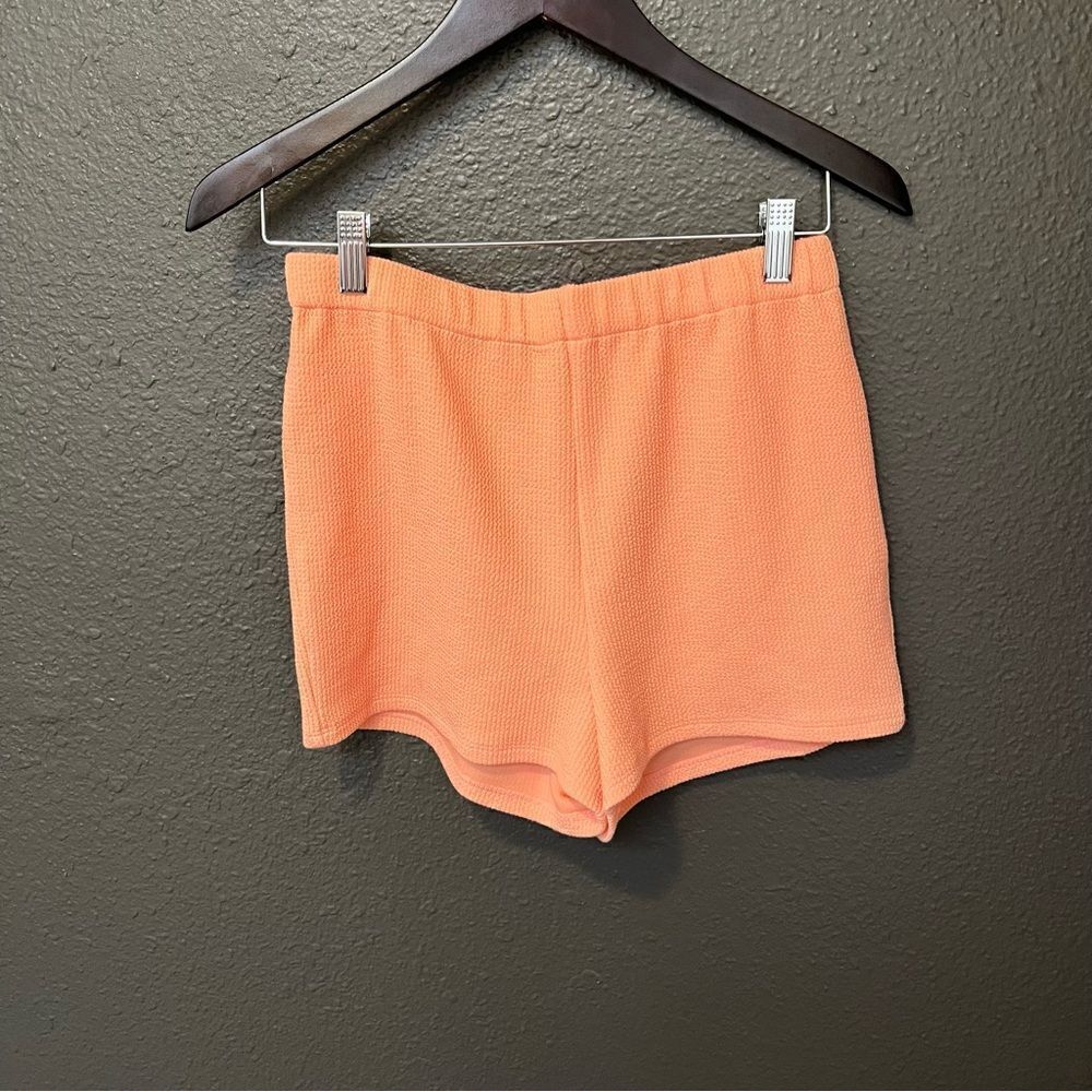 Revolve, Lovers and Friends, Lydia Short in Peach NWT Medium Pull on - Picture 2 of 12